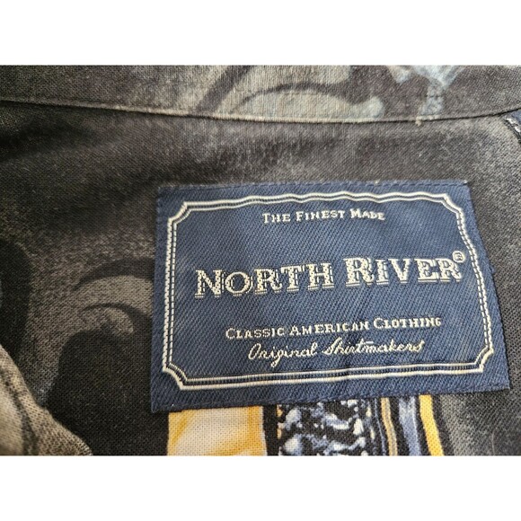 NORTH RIVER Men's Button-Up Cars Black Short Sleeve Cars Shirt  Size Large - Picture 3 of 11